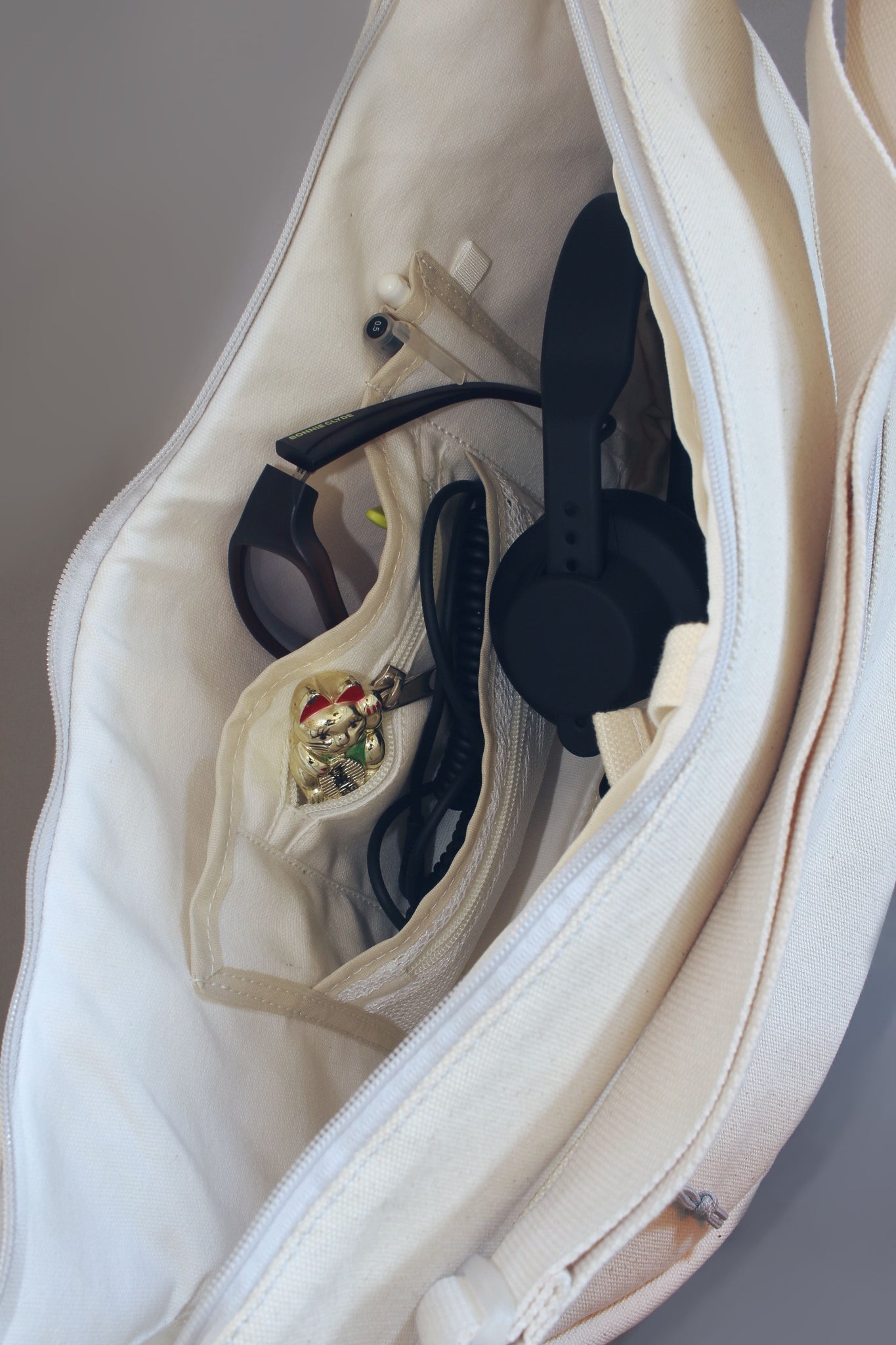 duality crescent bag interior compartment mobile dj accessories