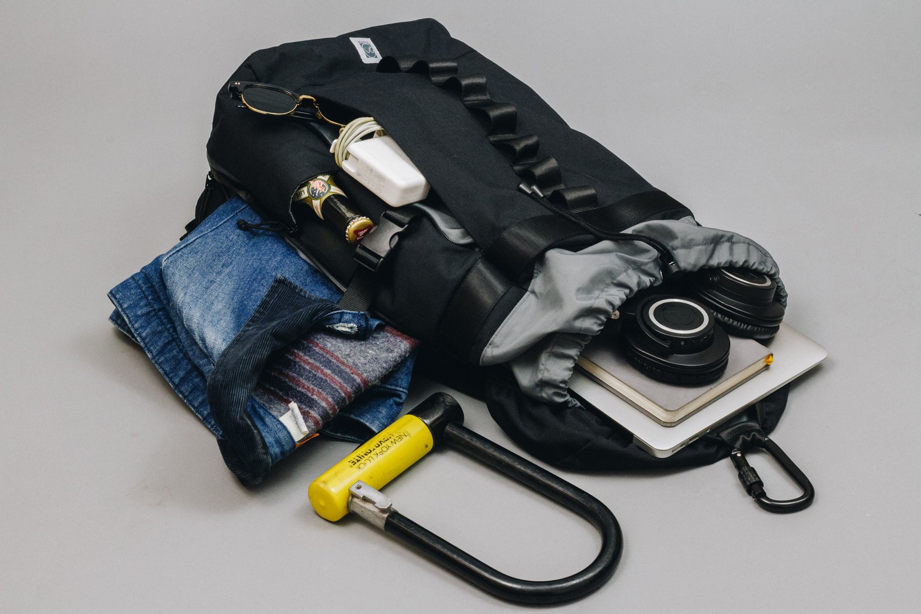 Theftproof Carabiner Rucksack Backpack | – Unsettle